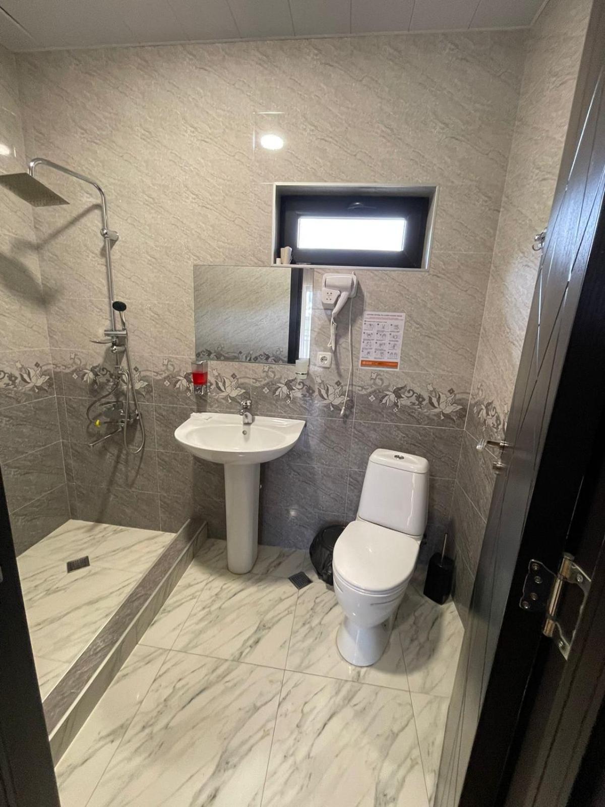 Bibo'S Kokhi Guesthouse 카즈베기 외부 사진